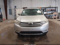 Photo 13 of 17 — 2013 Toyota Highlander