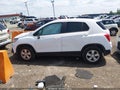 Photo 15 of 17 — 2022 Chevrolet Trax