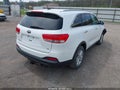 Photo 4 of 16 — 2017 Kia Sorento