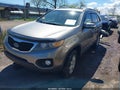 Photo 2 of 16 — 2011 Kia Sorento