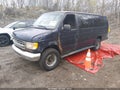 Photo 2 of 16 — 1999 Ford E-350