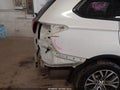Photo 18 of 20 — 2017 Mitsubishi Outlander