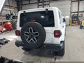 Photo 17 of 18 — 2024 Jeep Wrangler