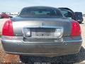 Photo 16 of 16 — 2004 Lincoln Town Car