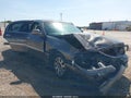Photo 1 of 16 — 2004 Lincoln Town Car