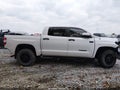 2016 Toyota Tundra — photo 13 of 16 | VIN 5TFDW5F16GX570020