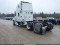 Photo 3 of 16 — 2023 Freightliner New Cascadia 126