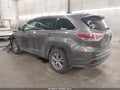 Photo 3 of 17 — 2015 Toyota Highlander