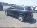 Photo 3 of 16 — 2015 Jeep Cherokee