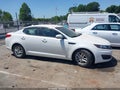 Photo 13 of 16 — 2011 Kia Optima