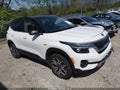 Photo 13 of 17 — 2021 Kia Seltos