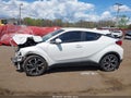 Photo 14 of 18 — 2018 Toyota C-HR