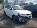Photo 1 of 19 — 2018 Mitsubishi Outlander
