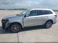 Photo 14 of 16 — 2018 Mitsubishi Outlander