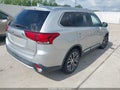 Photo 4 of 16 — 2018 Mitsubishi Outlander