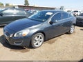Photo 2 of 11 — 2013 Volvo S60