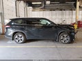 Photo 14 of 17 — 2022 Toyota Highlander