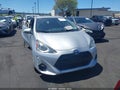 Photo 13 of 19 — 2015 Toyota Prius C