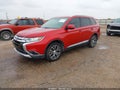 Photo 2 of 16 — 2017 Mitsubishi Outlander