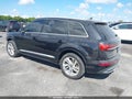 Photo 3 of 17 — 2021 Audi Q7