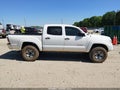 Photo 13 of 17 — 2013 Toyota Tacoma