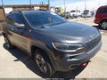 Photo 1 of 16 — 2019 Jeep Cherokee