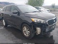 Photo 1 of 17 — 2017 Kia Sorento