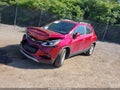 Photo 2 of 16 — 2020 Chevrolet Trax