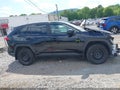Photo 14 of 19 — 2022 Toyota RAV4