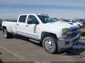 Photo 11 of 16 — 2017 Chevrolet Silverado