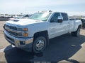 Photo 2 of 16 — 2017 Chevrolet Silverado