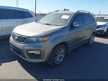 2013 Kia Sorento — photo 2 of 10 | VIN 5XYKWDA26DG419839