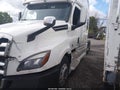 Photo 2 of 15 — 2020 Freightliner New Cascadia 126