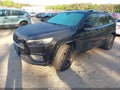 Photo 2 of 16 — 2019 Jeep Cherokee