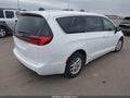 Photo 4 of 16 — 2024 Chrysler Pacifica
