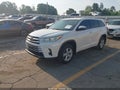 Photo 2 of 16 — 2017 Toyota Highlander