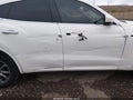 Photo 6 of 16 — 2020 Maserati Levante