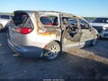 Photo 4 of 10 — 2021 Chrysler Voyager