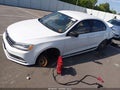 2016 Volkswagen Jetta — photo 2 of 15 | VIN 3VWD17AJ9GM400190