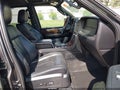 Photo 5 of 16 — 2016 Lincoln Navigator