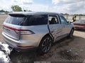 Photo 4 of 17 — 2021 Lincoln Aviator
