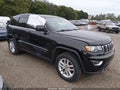2018 Jeep Grand Cherokee — photo 1 of 16 | VIN 1C4RJFAG0JC274737