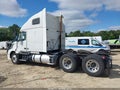 Photo 18 of 24 — 2016 Volvo VN