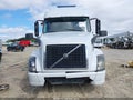 Photo 11 of 24 — 2016 Volvo VN