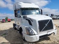 Photo 1 of 24 — 2016 Volvo VN
