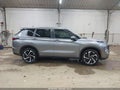 Photo 13 of 16 — 2022 Mitsubishi Outlander