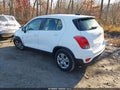 Photo 3 of 11 — 2017 Chevrolet Trax