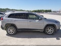 Photo 13 of 16 — 2014 Jeep Cherokee