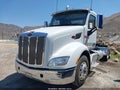2016 Peterbilt 579 — photo 2 of 17 | VIN 1XPBD49X8GD318888
