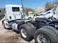 2016 Peterbilt 579 — photo 3 of 17 | VIN 1XPBD49X8GD318888